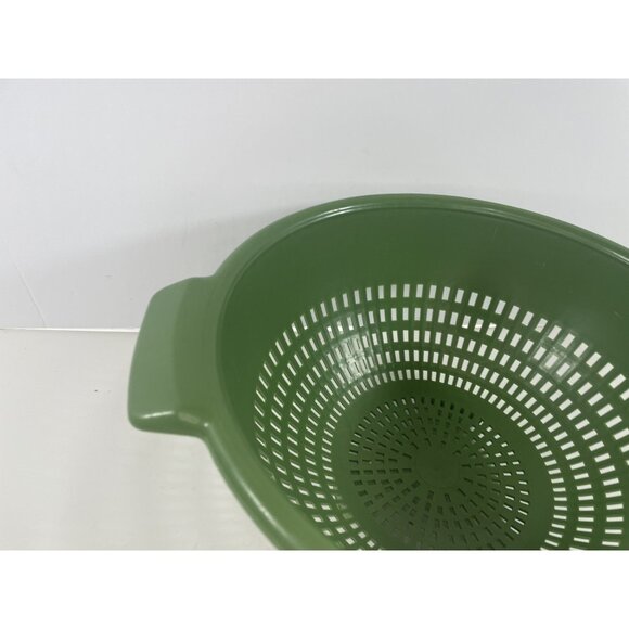 Vintage Villaware Avocado Green Colander Unbreakable Strainer Federal Housewares - Picture 4 of 11